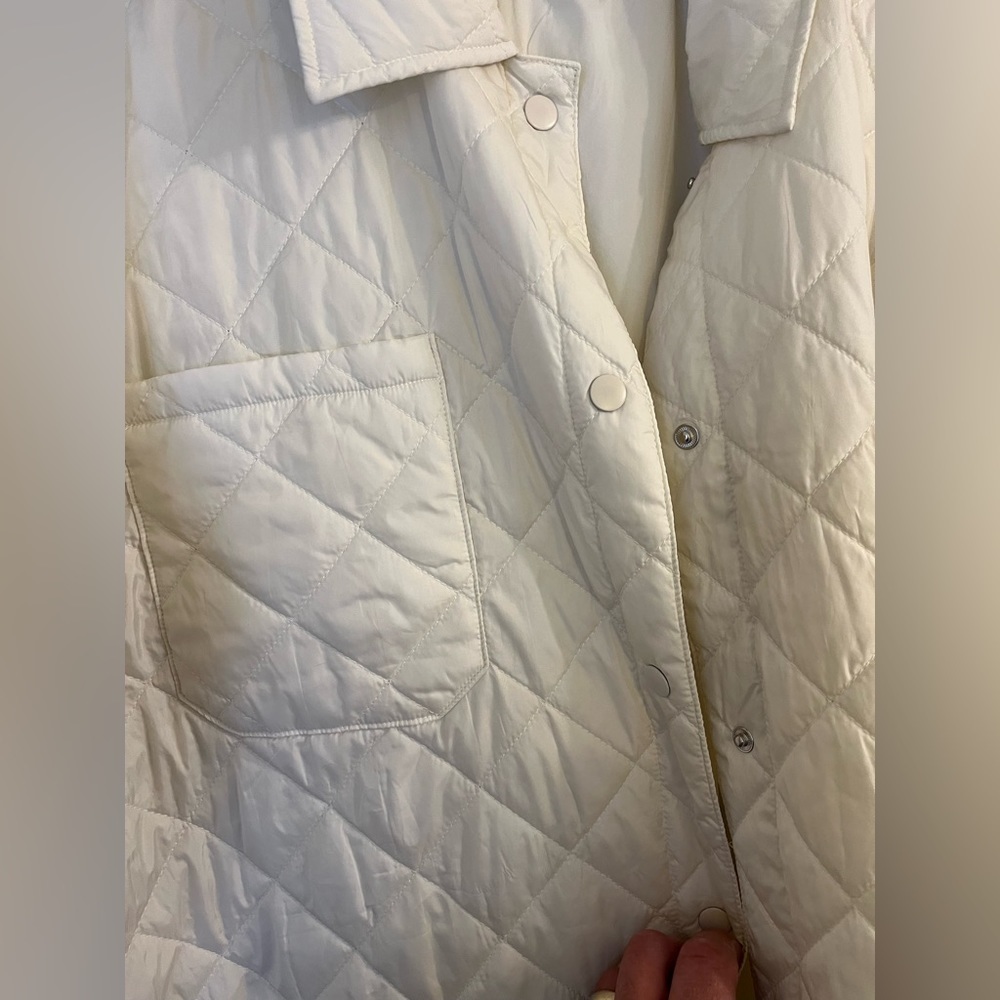 Woman’s jacket - Picture 9 of 11
